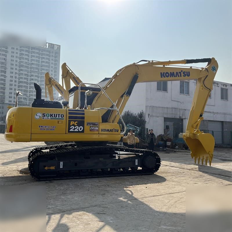KOMATSU PC220-8 - Bager guseničar: slika 2 KOMATSU PC220-8 - Bager guseničar: slika 2