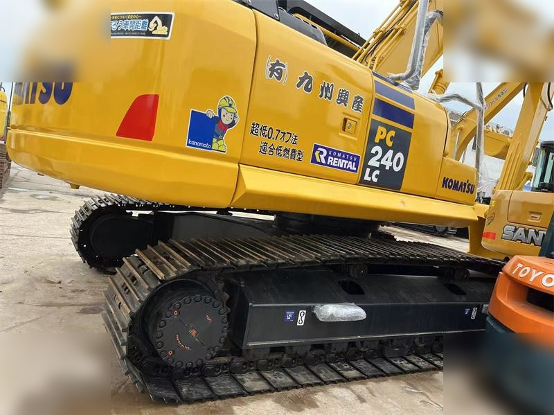KOMATSU PC240 LC-8 - Bager guseničar: slika 3 KOMATSU PC240 LC-8 - Bager guseničar: slika 3