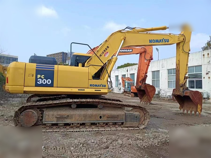 KOMATSU PC300-7 - Bager guseničar: slika 1 KOMATSU PC300-7 - Bager guseničar: slika 1