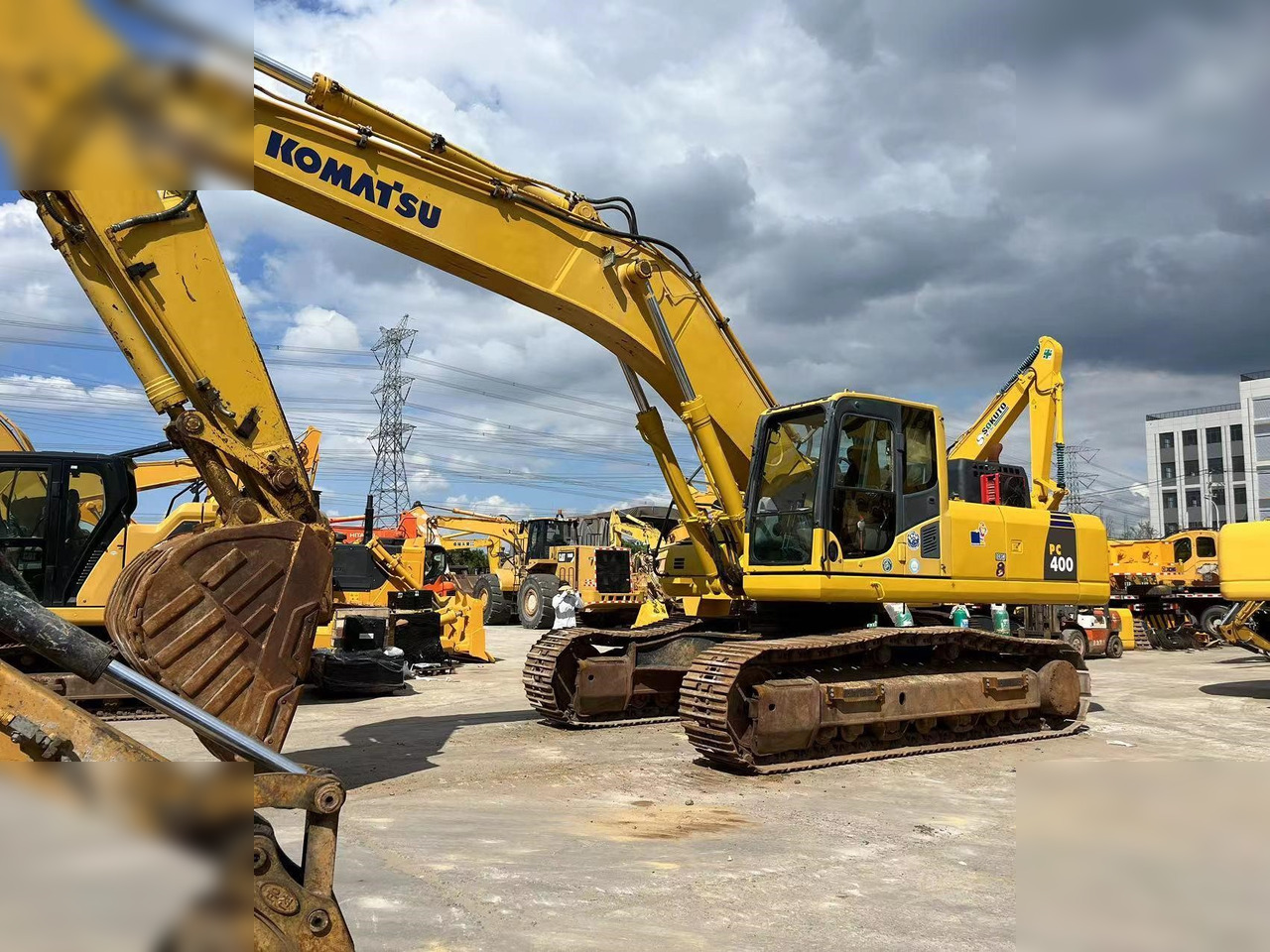 KOMATSU PC400-8R - Bager guseničar: slika 2 KOMATSU PC400-8R - Bager guseničar: slika 2