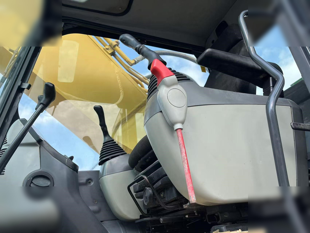 KOMATSU PC400-8R - Bager guseničar: slika 5 KOMATSU PC400-8R - Bager guseničar: slika 5