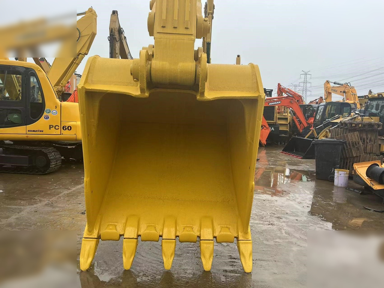 KOMATSU PC450-8 - Bager guseničar: slika 4 KOMATSU PC450-8 - Bager guseničar: slika 4