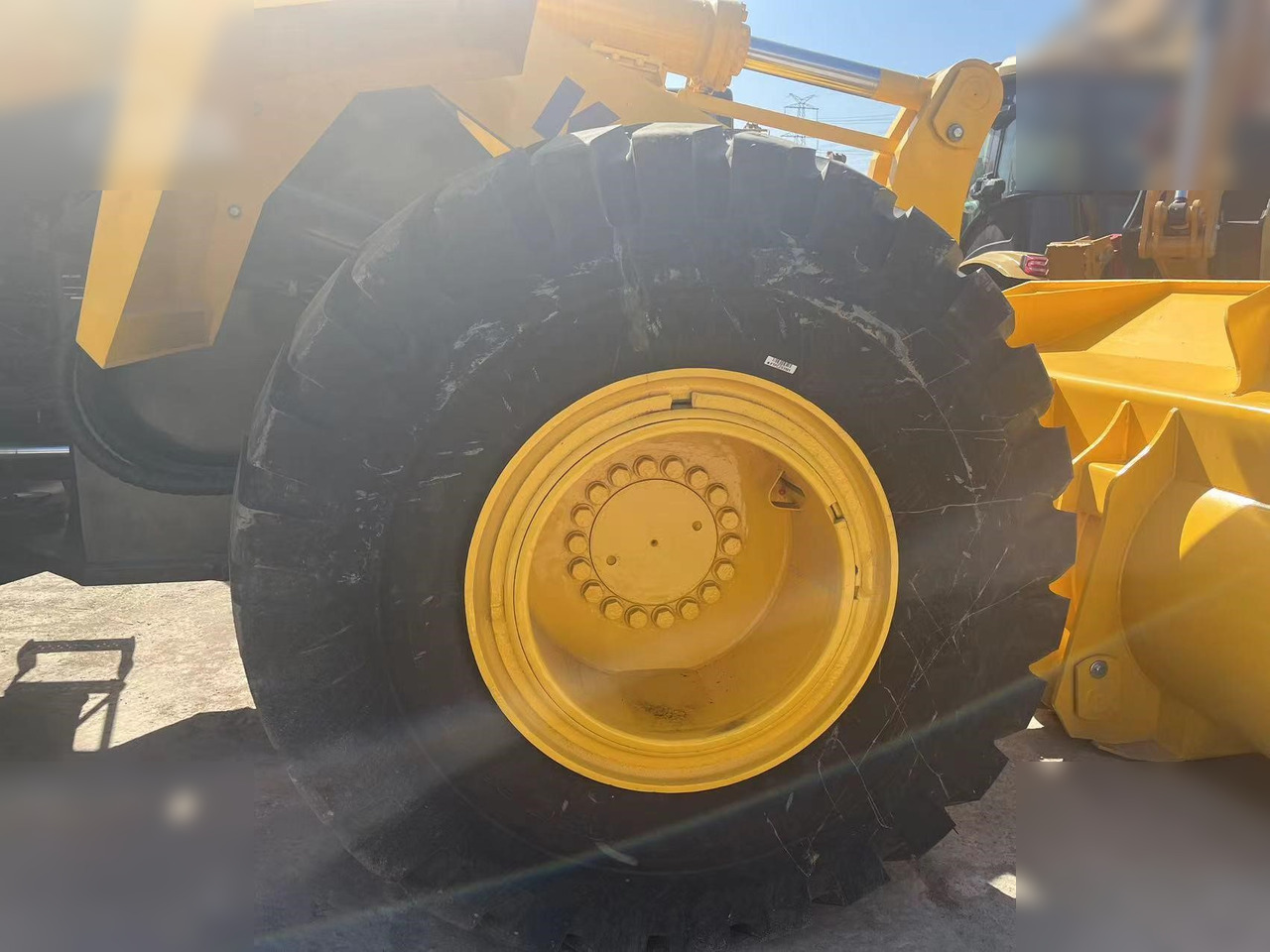 Utovarivač točkaš KOMATSU WA380-3: slika 6