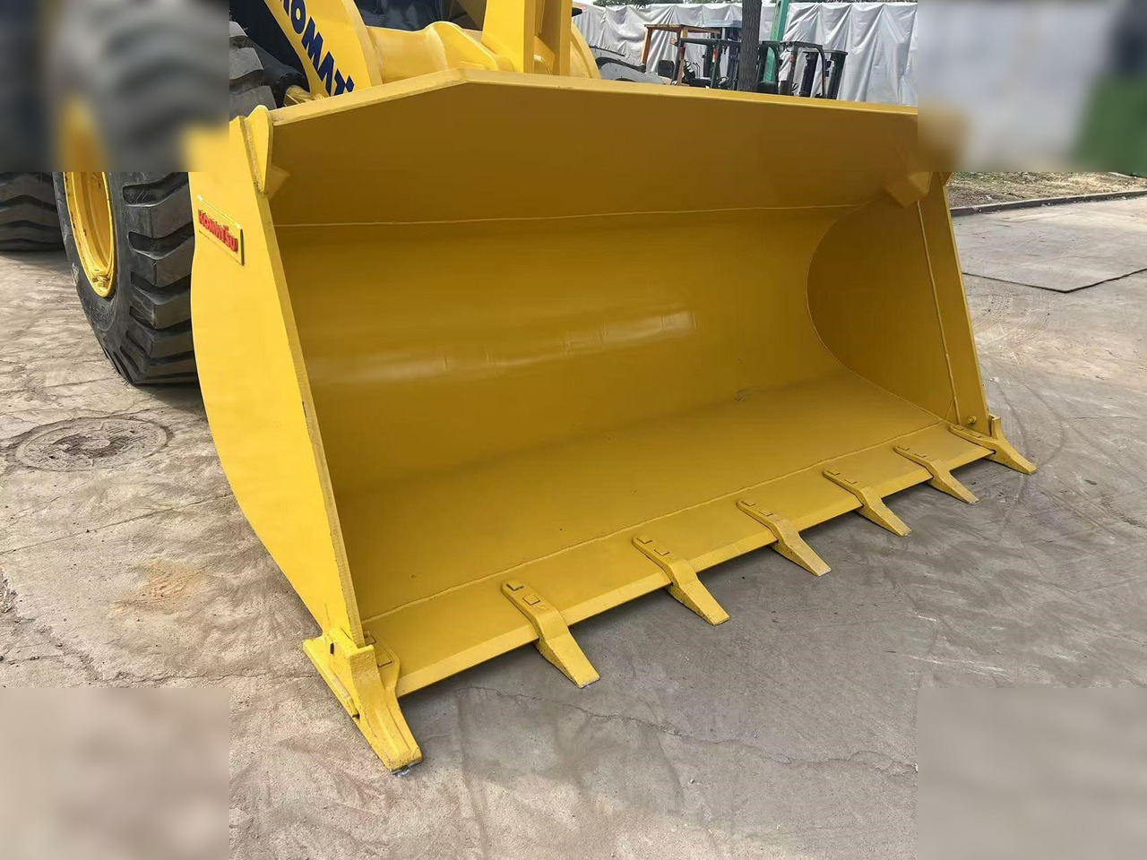 KOMATSU WA380-6 - Utovarivač točkaš: slika 5 KOMATSU WA380-6 - Utovarivač točkaš: slika 5