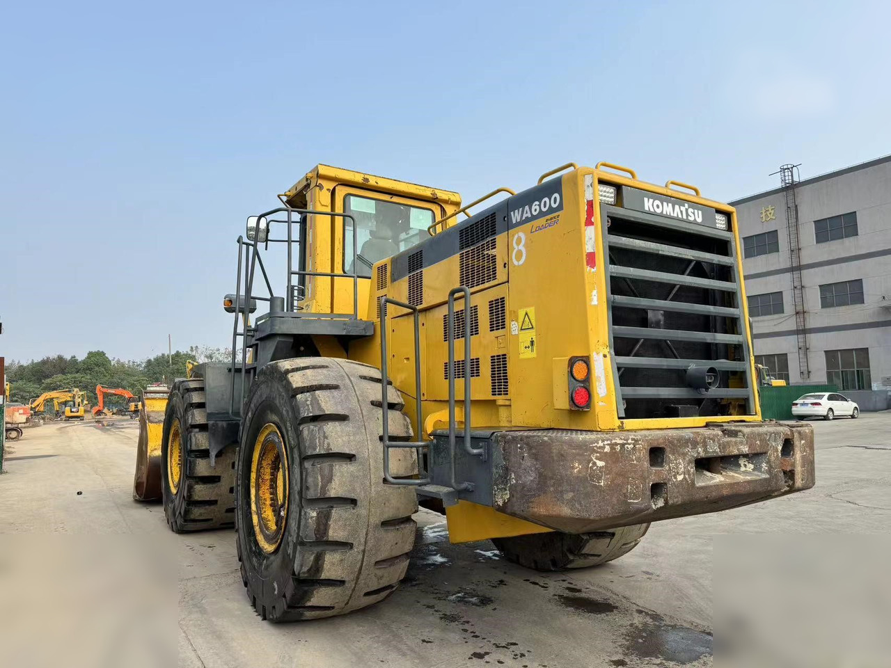 KOMATSU WA600-3 - Utovarivač točkaš: slika 3 KOMATSU WA600-3 - Utovarivač točkaš: slika 3