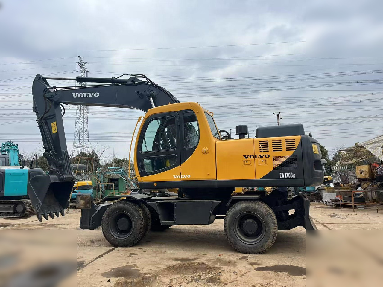 VOLVO EW170 - Bager točkaš: slika 1 VOLVO EW170 - Bager točkaš: slika 1