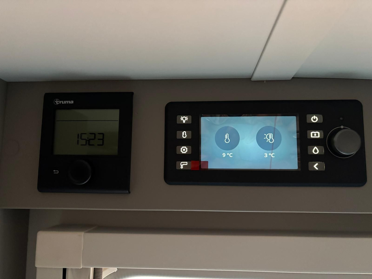 Lizing Adria Action 391 LH Sports*FUßBODEN-TEMP*SCHWENK-TISCH Adria Action 391 LH Sports*FUßBODEN-TEMP*SCHWENK-TISCH: slika 12 Lizing Adria Action 391 LH Sports*FUßBODEN-TEMP*SCHWENK-TISCH Adria Action 391 LH Sports*FUßBODEN-TEMP*SCHWENK-TISCH: slika 12