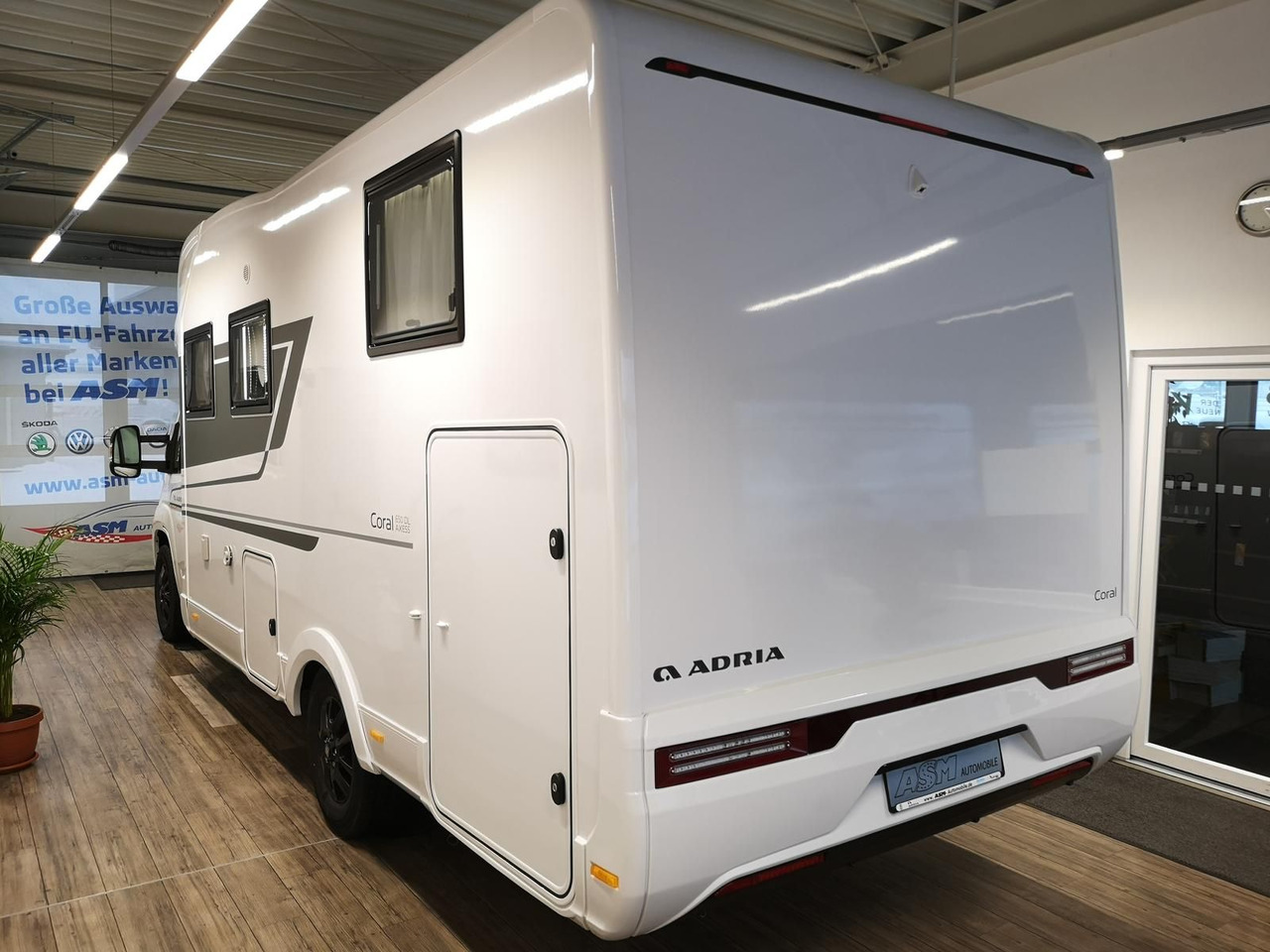 Adria Coral ALL-IN 650 DL*SOLAR*MARKISE*NAVI*SOFORT* - Poluintegrisani kamper: slika 5 Adria Coral ALL-IN 650 DL*SOLAR*MARKISE*NAVI*SOFORT* - Poluintegrisani kamper: slika 5