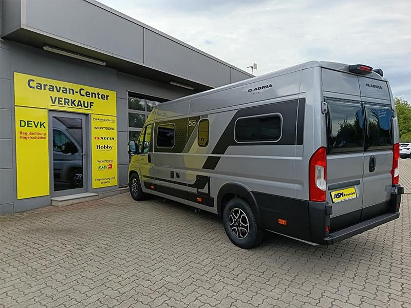 Adria Twin "60Y" 640 SGX 3,5 MAXI*JUBILEE*MARKISE*LED* - Kamp kombi: slika 5 Adria Twin "60Y" 640 SGX 3,5 MAXI*JUBILEE*MARKISE*LED* - Kamp kombi: slika 5