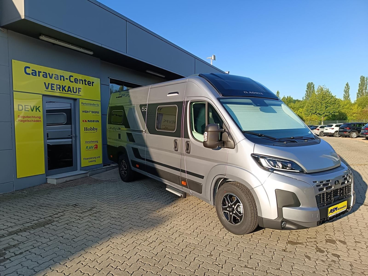 Adria Twin "60Y" 640 SLB*180 PS*4,25t MAXI*COMBI D 6E* - Kamp kombi: slika 2 Adria Twin "60Y" 640 SLB*180 PS*4,25t MAXI*COMBI D 6E* - Kamp kombi: slika 2