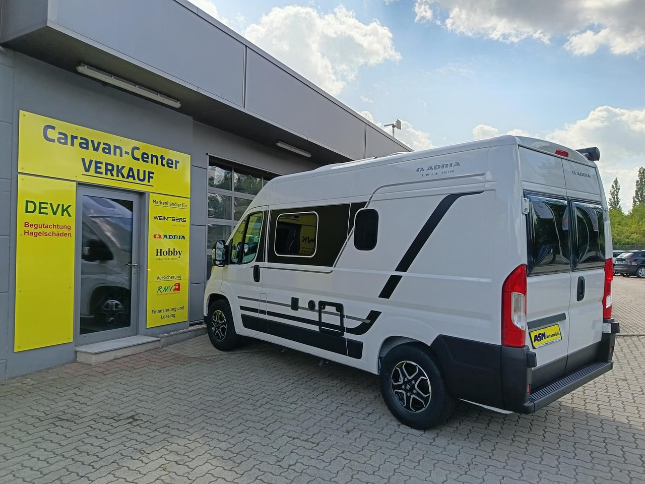 Adria Twin ALL-IN 540 SP*AUTOMATIK*SAFETY*STYLE*SOFORT - Kamp kombi: slika 5 Adria Twin ALL-IN 540 SP*AUTOMATIK*SAFETY*STYLE*SOFORT - Kamp kombi: slika 5
