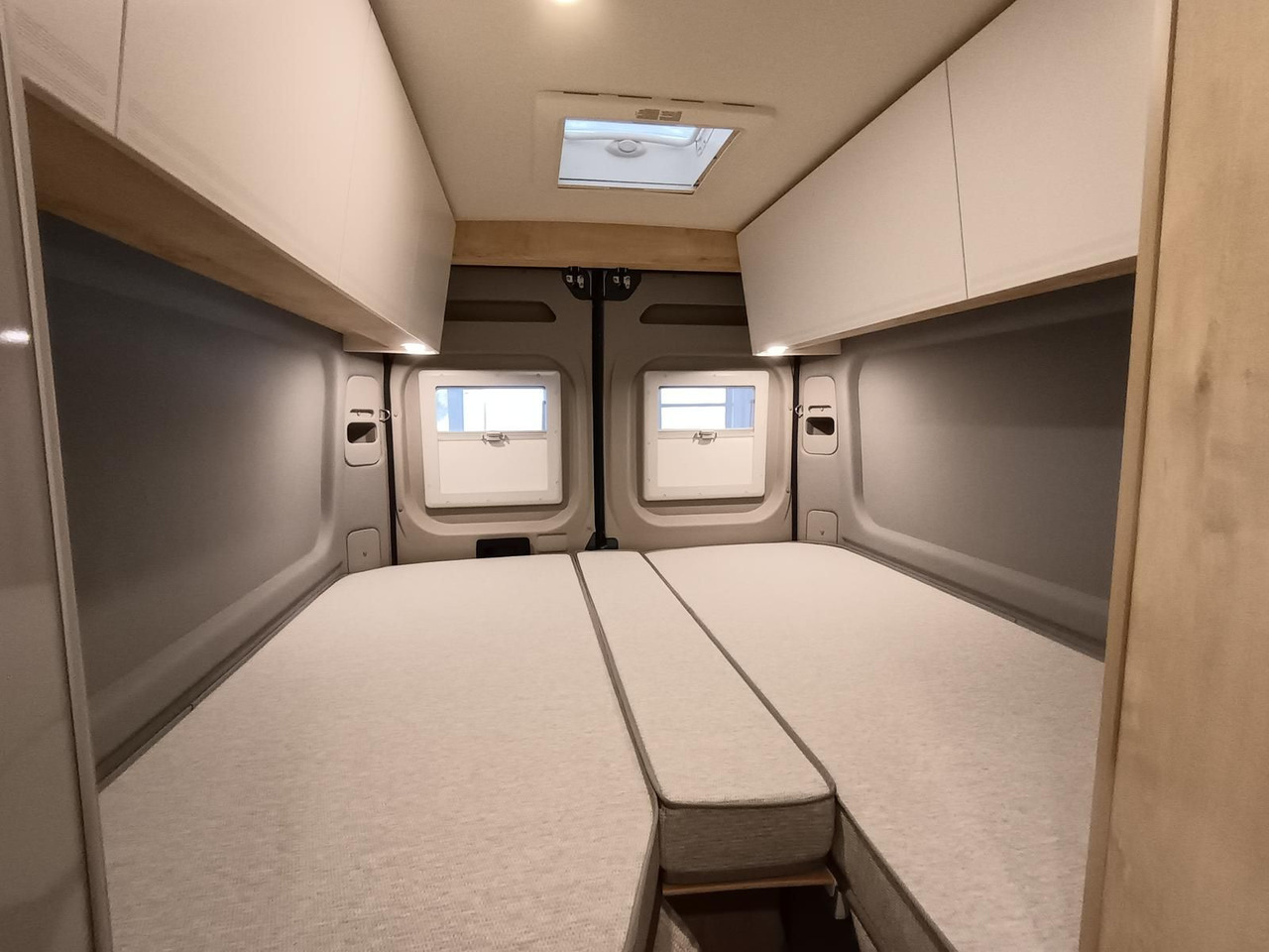 Lizing  Clever Runner Heavy Dangel 4x4*Truma C6 Diesel*Elektro* Clever Runner Heavy Dangel 4x4*Truma C6 Diesel*Elektro*: slika 14