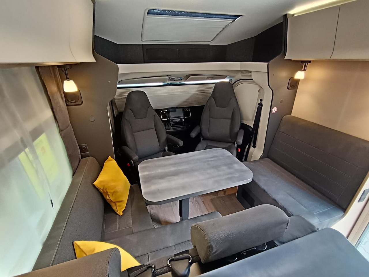 Poluintegrisani kamper Hobby MAXIA T 740 WF 132 kW*4,4 t*2026*LITHIUM*MARKISE: slika 9