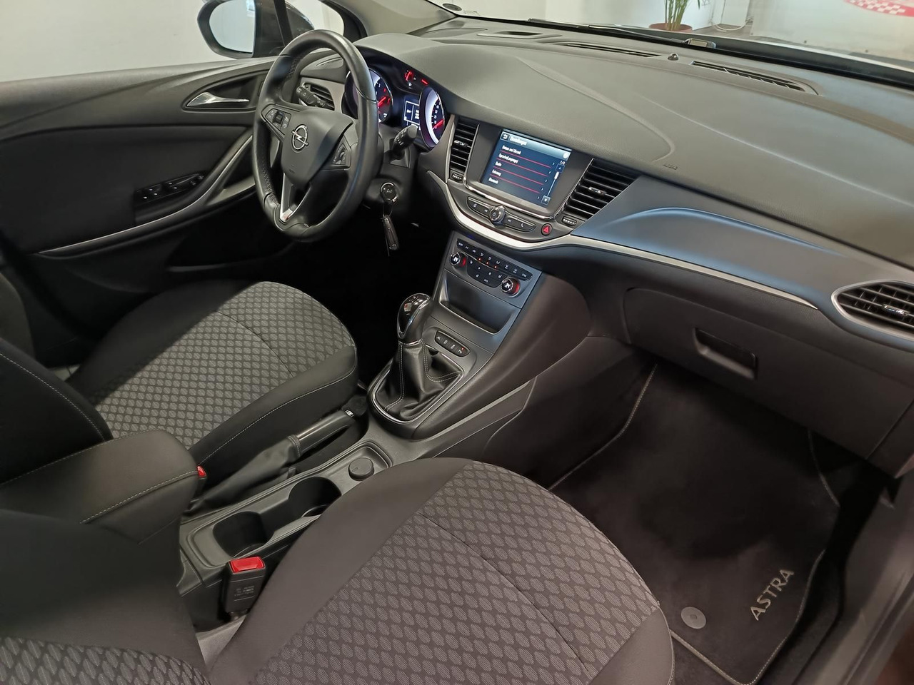 Limuzina Opel Astra K Lim. 1,0 TURBO 77 kW*TEMP*KLIMA*PDC*SHZ*: slika 16 Limuzina Opel Astra K Lim. 1,0 TURBO 77 kW*TEMP*KLIMA*PDC*SHZ*: slika 16