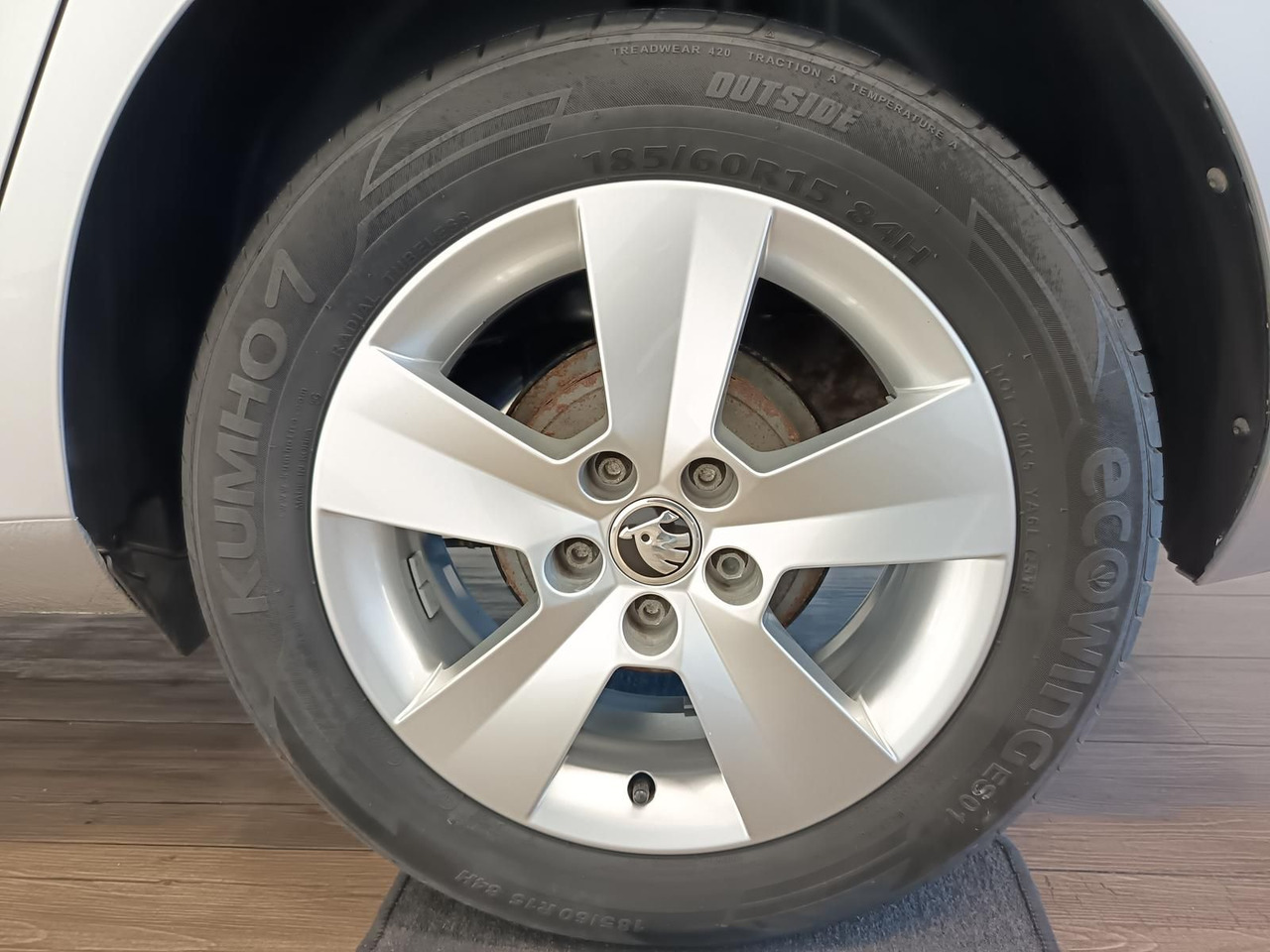 Karavan Skoda Fabia Combi Style 1.0 TSI*AHK*LED*R-KAM*PDC*SHZ*: slika 24 Karavan Skoda Fabia Combi Style 1.0 TSI*AHK*LED*R-KAM*PDC*SHZ*: slika 24