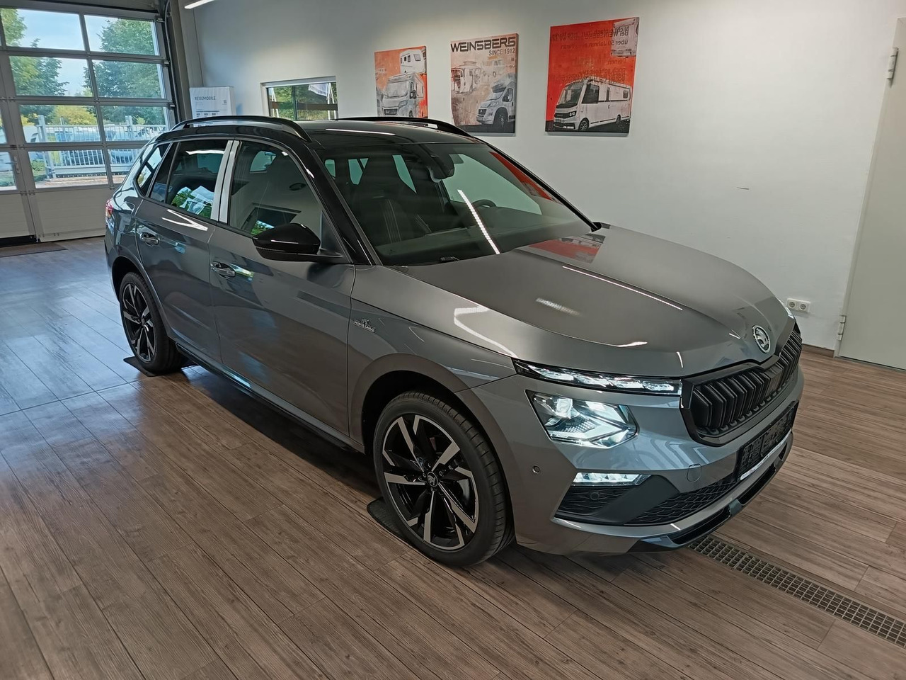 Skoda Kamiq Monte Carlo 1,5 TSI DSG*AHK*PANO*LED*ACC* - SUV: slika 3 Skoda Kamiq Monte Carlo 1,5 TSI DSG*AHK*PANO*LED*ACC* - SUV: slika 3