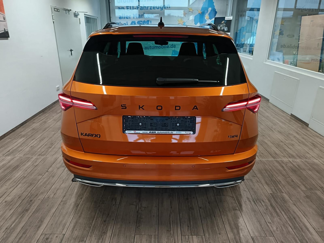 Skoda Karoq Sportline 2,0 TDI DSG 4x4*AHK*PSD*STD.HZG* - SUV: slika 5 Skoda Karoq Sportline 2,0 TDI DSG 4x4*AHK*PSD*STD.HZG* - SUV: slika 5
