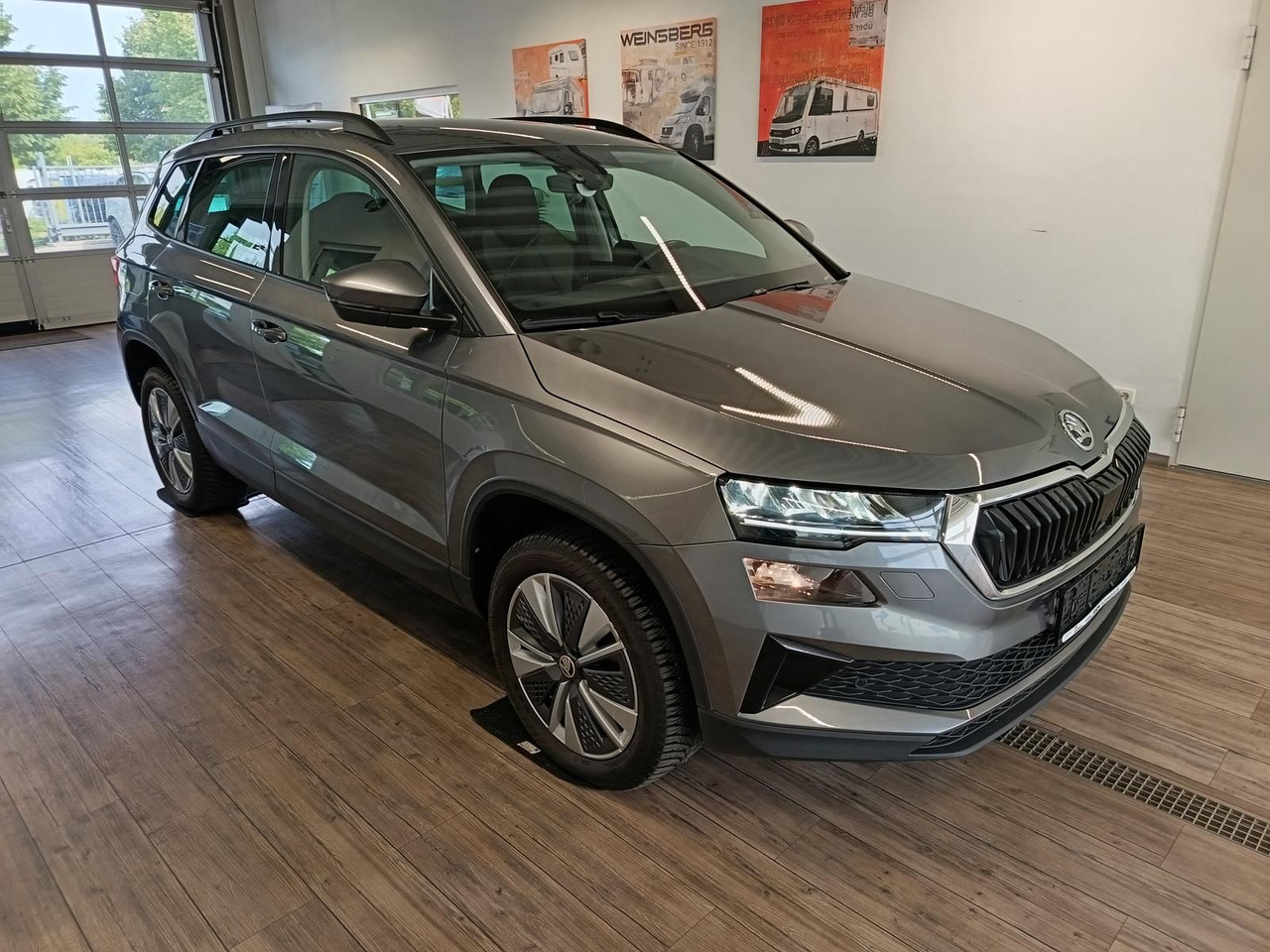 Skoda Karoq Style 1,5TSI DSG*AHK-VORBER*NAVI*LED*R-KAM - SUV: slika 3 Skoda Karoq Style 1,5TSI DSG*AHK-VORBER*NAVI*LED*R-KAM - SUV: slika 3