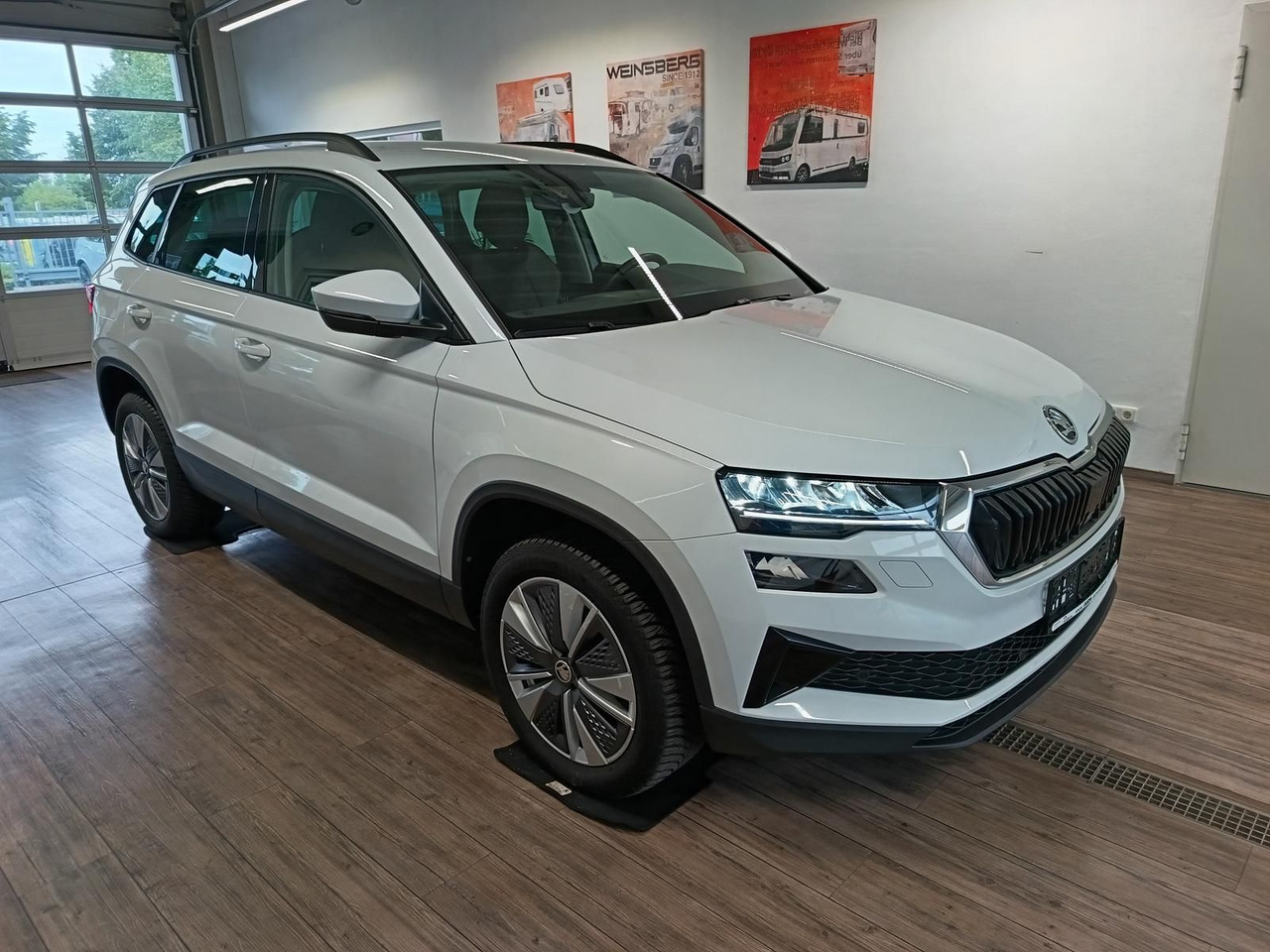 Skoda Karoq Style 1,5TSI DSG*AHK-VORBER*NAVI*LED*R-KAM - SUV: slika 3 Skoda Karoq Style 1,5TSI DSG*AHK-VORBER*NAVI*LED*R-KAM - SUV: slika 3