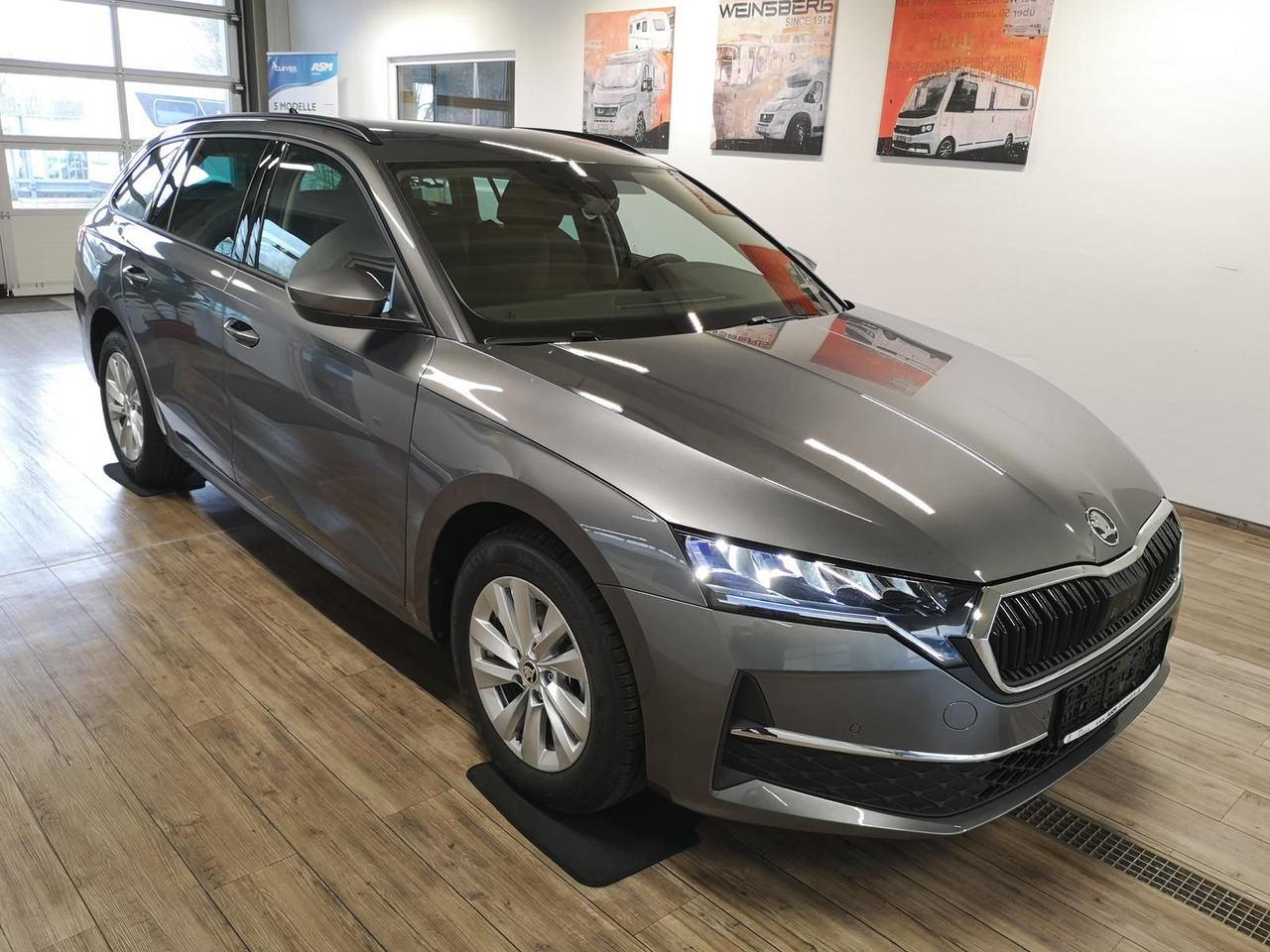 Skoda Octavia Combi Selection DSG*R-KAM*LED*DAB*2xPDC* - Automobil: slika 2 Skoda Octavia Combi Selection DSG*R-KAM*LED*DAB*2xPDC* - Automobil: slika 2