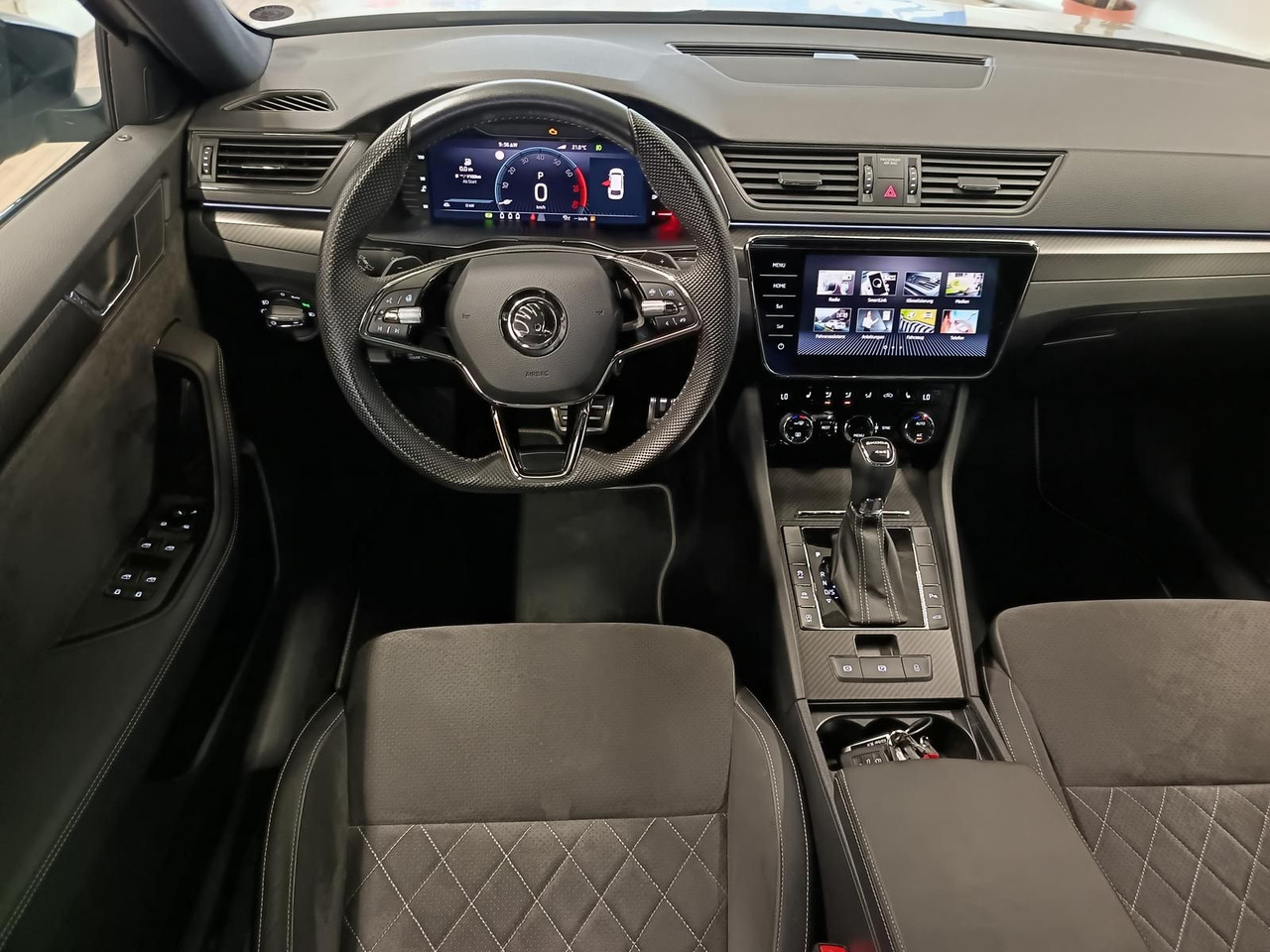 Karavan Skoda Superb Combi Sportline 2.0TSI DSG4x4*AHK*DCC*ACC: slika 7