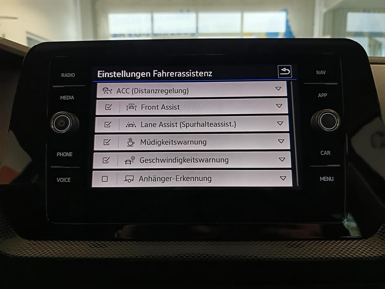 SUV Volkswagen T-Cross Life 1.5 TSI DSG*AHK*MATRIX LED*ACC*SHZ*: slika 13