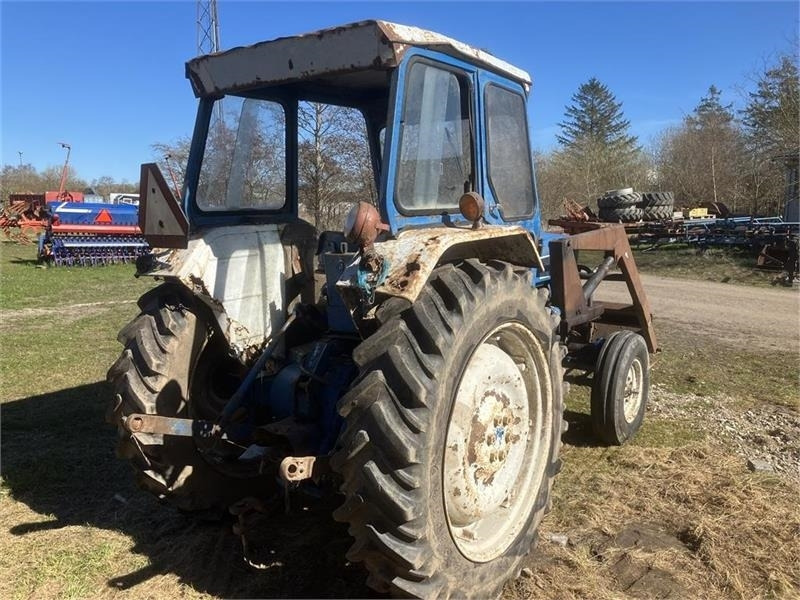 Ford 4000 Med frontlæsser - Traktor: slika 3 Ford 4000 Med frontlæsser - Traktor: slika 3