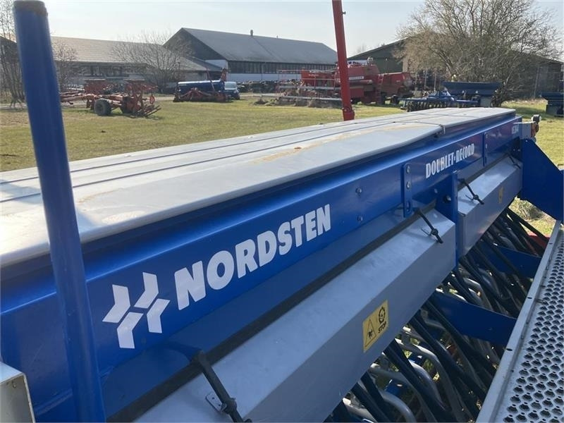 He-Va Doublet COMBI-SEEDER VB 4M - Kombinovana mašina za setvu: slika 5 He-Va Doublet COMBI-SEEDER VB 4M - Kombinovana mašina za setvu: slika 5