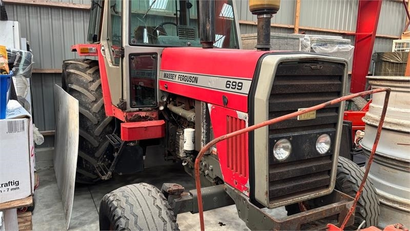 Massey Ferguson 699 - Traktor: slika 1 Massey Ferguson 699 - Traktor: slika 1
