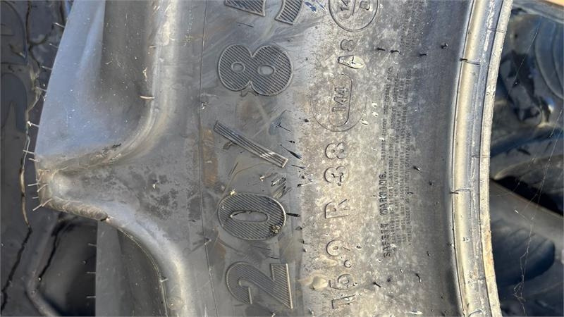 Mitas 420/85R38 & 340/85R28 - Guma za Korisno/ Posebno vozilo: slika 3 Mitas 420/85R38 & 340/85R28 - Guma za Korisno/ Posebno vozilo: slika 3