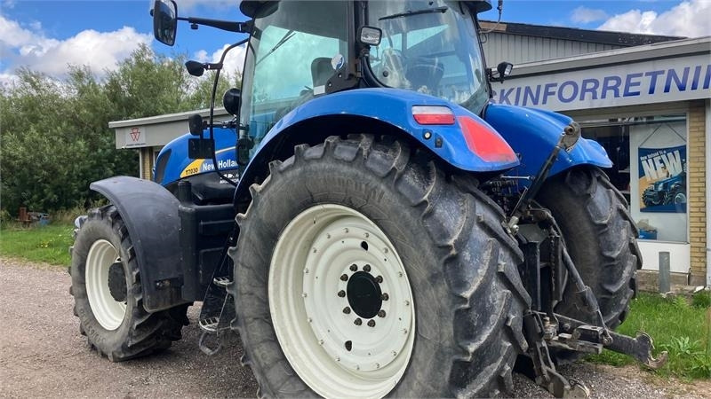 Lizing New Holland T7030 New Holland T7030: slika 7 Lizing New Holland T7030 New Holland T7030: slika 7