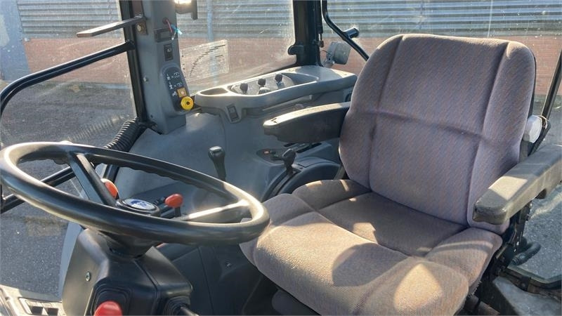 New Holland TS115 - Traktor: slika 5 New Holland TS115 - Traktor: slika 5