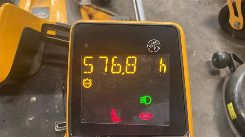 Stiga Park Pro 540IX 4WD 125 Combi Pro el. - Baštenska kosačica: slika 4 Stiga Park Pro 540IX 4WD 125 Combi Pro el. - Baštenska kosačica: slika 4