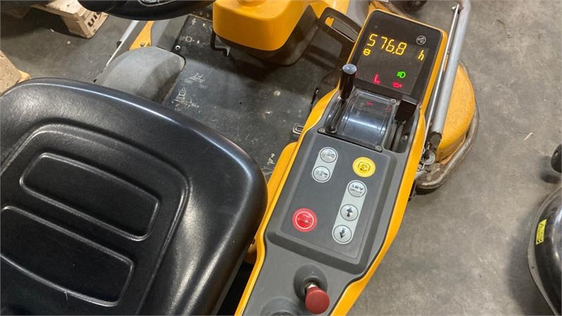 Stiga Park Pro 540IX 4WD 125 Combi Pro el. - Baštenska kosačica: slika 5 Stiga Park Pro 540IX 4WD 125 Combi Pro el. - Baštenska kosačica: slika 5
