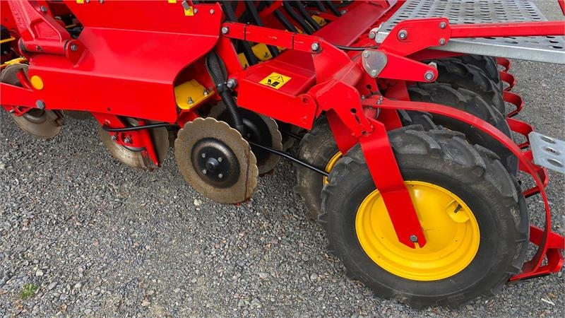 Vaderstad Rapid 400C Combi - Kombinovana mašina za setvu: slika 4 Vaderstad Rapid 400C Combi - Kombinovana mašina za setvu: slika 4