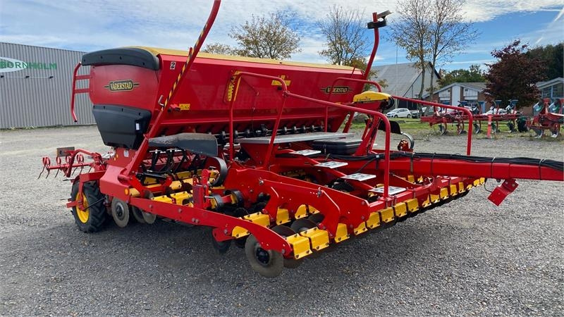 Vaderstad Rapid 400C Combi - Kombinovana mašina za setvu: slika 1 Vaderstad Rapid 400C Combi - Kombinovana mašina za setvu: slika 1