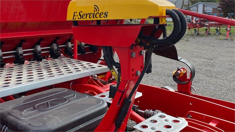 Vaderstad Rapid 400C Combi - Kombinovana mašina za setvu: slika 5 Vaderstad Rapid 400C Combi - Kombinovana mašina za setvu: slika 5