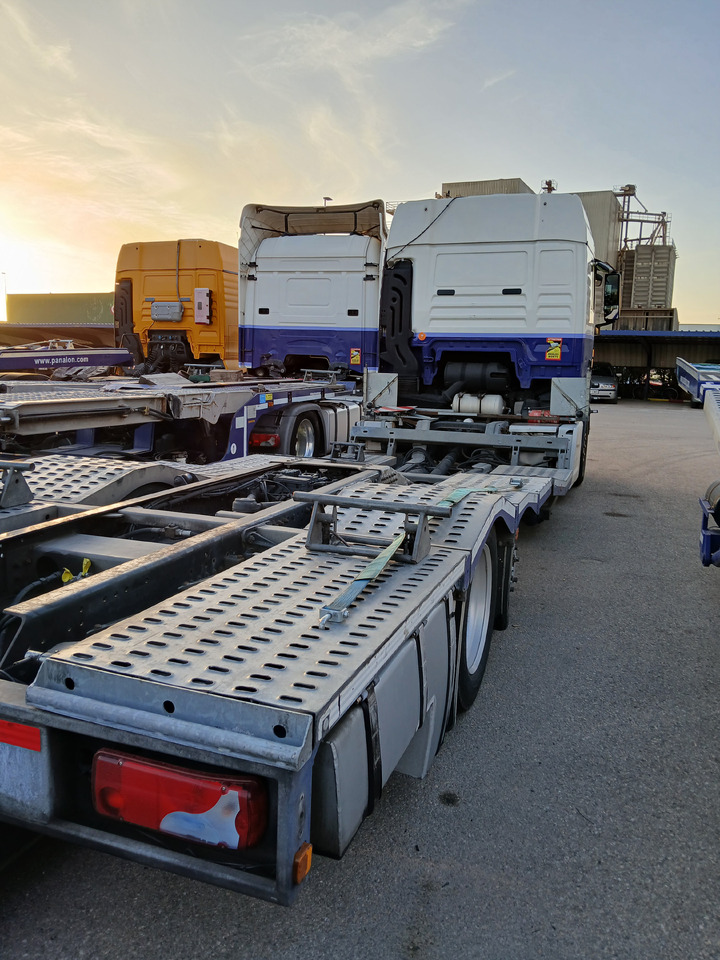 MAN TGX 18.480 - Kamion sa golom šasijom i zatvorenom kabinom: slika 3 MAN TGX 18.480 - Kamion sa golom šasijom i zatvorenom kabinom: slika 3