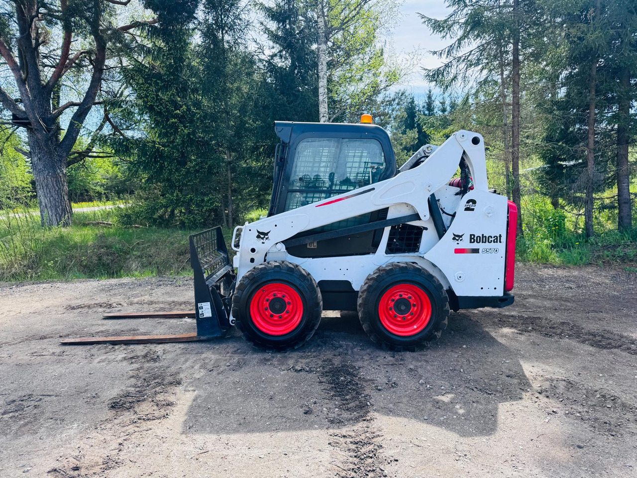 BOBCAT S570 - Mini utovarivač: slika 2 BOBCAT S570 - Mini utovarivač: slika 2