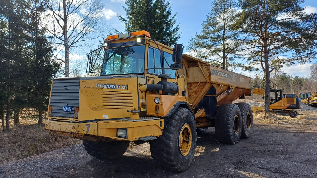 Volvo A25C 6X6 - Zglobni kiper: slika 1 Volvo A25C 6X6 - Zglobni kiper: slika 1