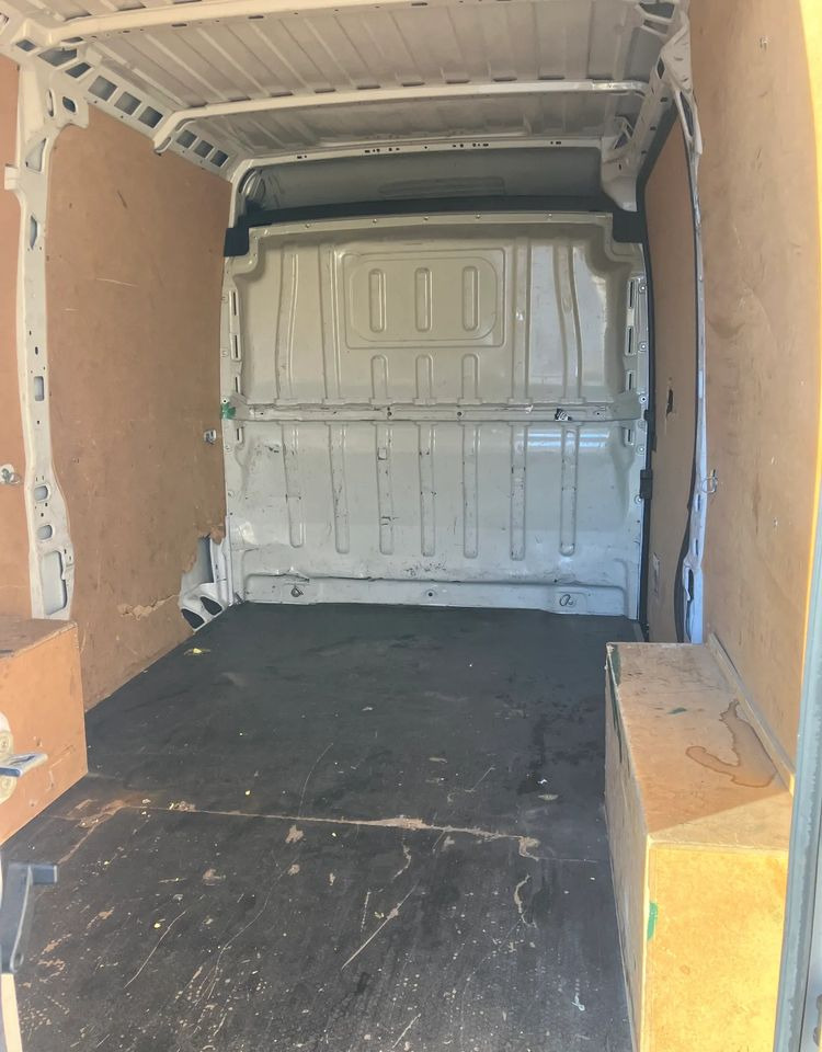 Fiat FIAT DUCATO L2H2 blaszak - Furgon: slika 5 Fiat FIAT DUCATO L2H2 blaszak - Furgon: slika 5