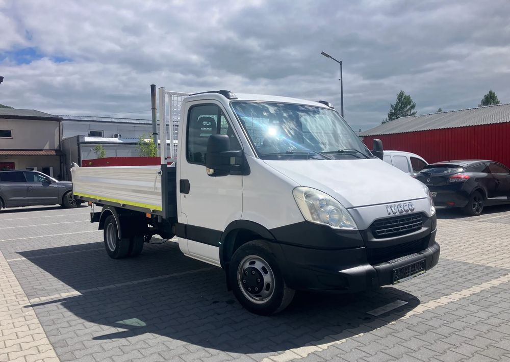 Iveco Iveco daily 35C13 wywrotka solidny kiper - Dostavno vozilo kiper: slika 4 Iveco Iveco daily 35C13 wywrotka solidny kiper - Dostavno vozilo kiper: slika 4