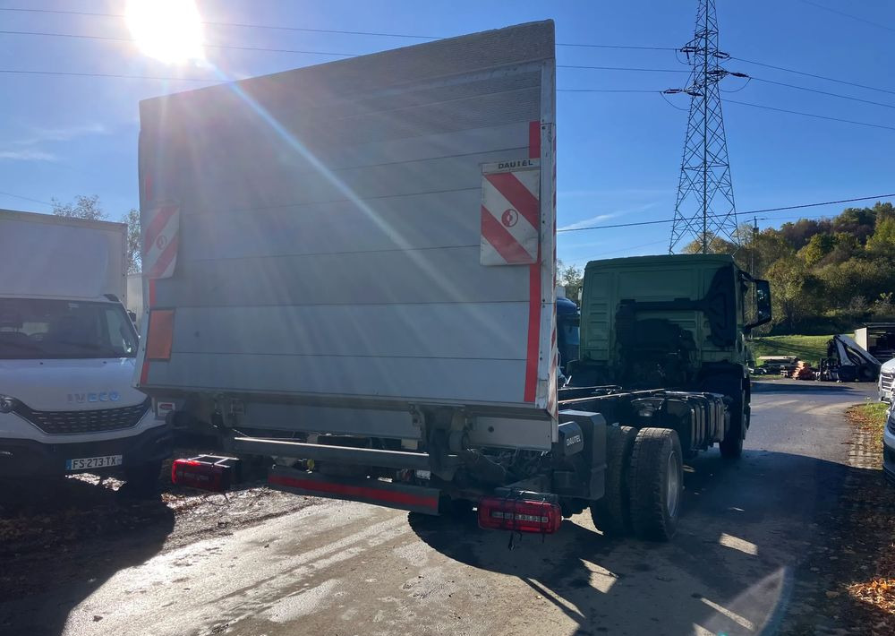 MAN MAN TGM 12.290 euro 6 ramo do zabudowy - Kamion sa golom šasijom i zatvorenom kabinom: slika 3 MAN MAN TGM 12.290 euro 6 ramo do zabudowy - Kamion sa golom šasijom i zatvorenom kabinom: slika 3