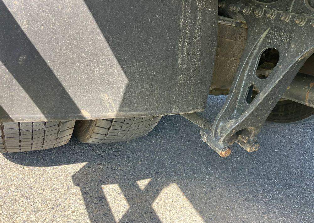 MAN MAN TGM 18.290 KURIERKA KONTENER 20 PALET SYPIALKA - Kamion sa zatvorenim sandukom: slika 3 MAN MAN TGM 18.290 KURIERKA KONTENER 20 PALET SYPIALKA - Kamion sa zatvorenim sandukom: slika 3