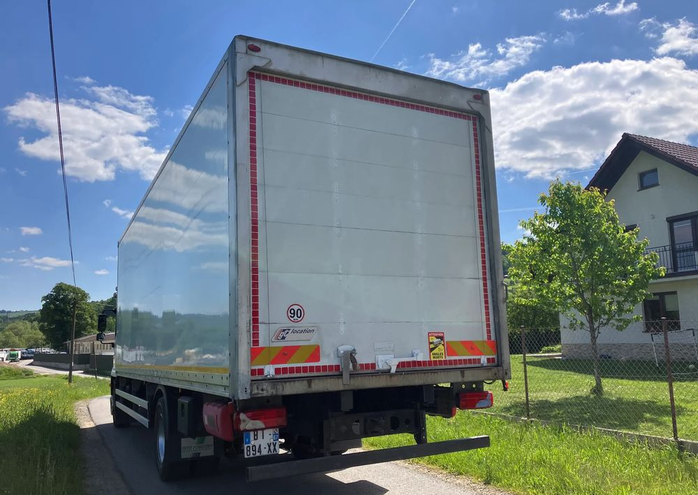 MAN MAN TGM 18.290 KURIERKA KONTENER 20 PALET SYPIALKA - Kamion sa zatvorenim sandukom: slika 5 MAN MAN TGM 18.290 KURIERKA KONTENER 20 PALET SYPIALKA - Kamion sa zatvorenim sandukom: slika 5