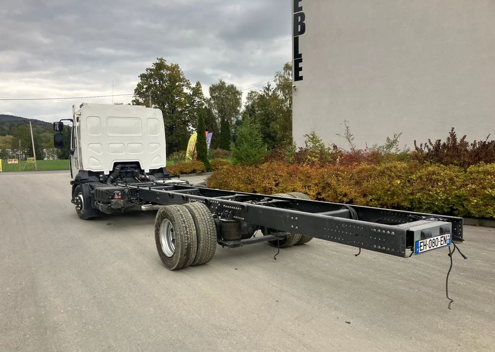 Renault RENAULT Gama D12 euro  6 ramo do zabudowy - Kamion sa golom šasijom i zatvorenom kabinom: slika 4 Renault RENAULT Gama D12 euro  6 ramo do zabudowy - Kamion sa golom šasijom i zatvorenom kabinom: slika 4