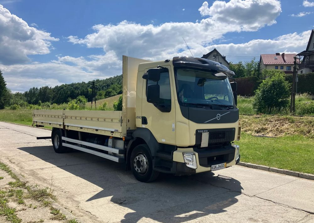 Volvo FL 280 skrzynia burtówka laweta - Kamion sa tovarnim sandukom: slika 2 Volvo FL 280 skrzynia burtówka laweta - Kamion sa tovarnim sandukom: slika 2