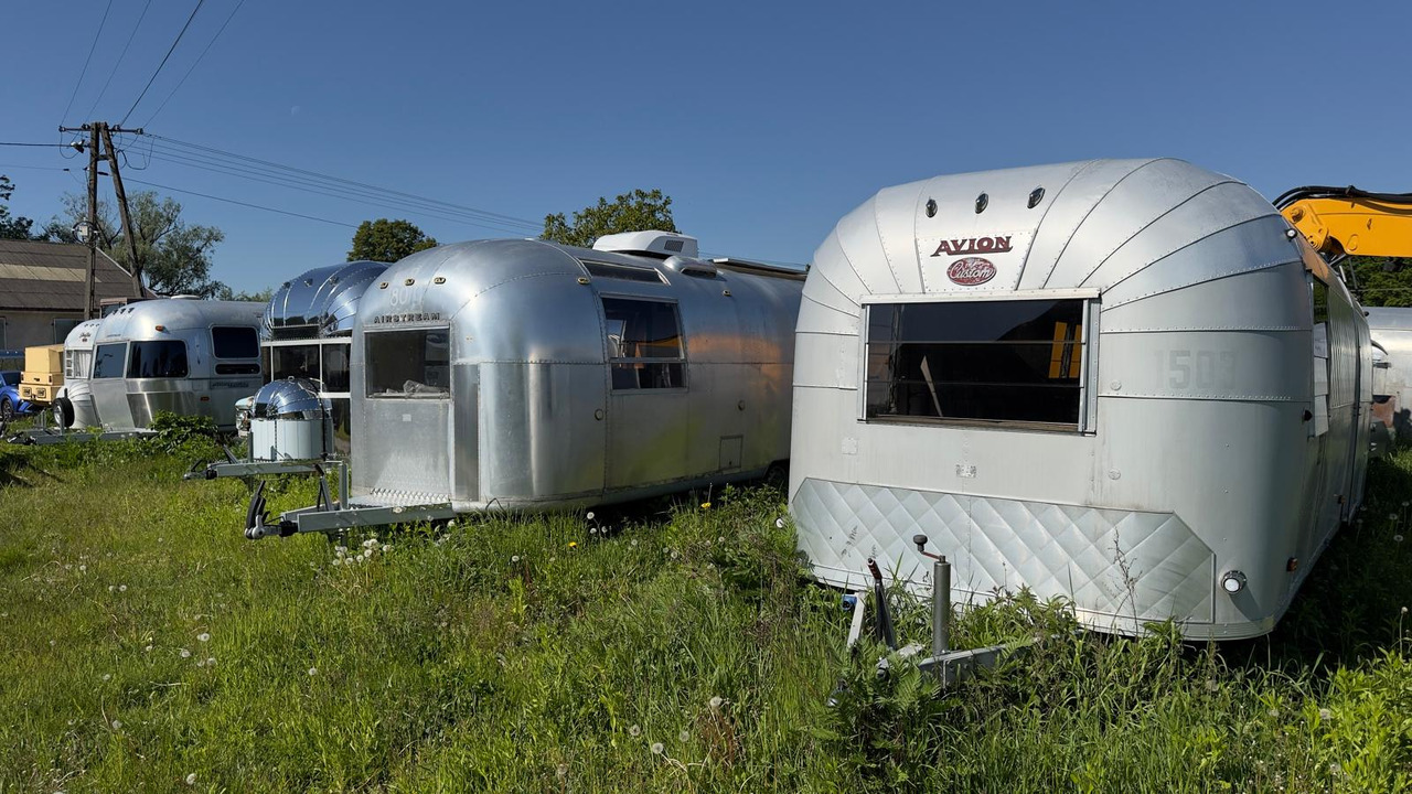 1992 Airstream Classic 1992 Airstream Classic – Fully Rebuilt Vintage Travel Trailer - Prikolica za hrane: slika 1 1992 Airstream Classic 1992 Airstream Classic – Fully Rebuilt Vintage Travel Trailer - Prikolica za hrane: slika 1