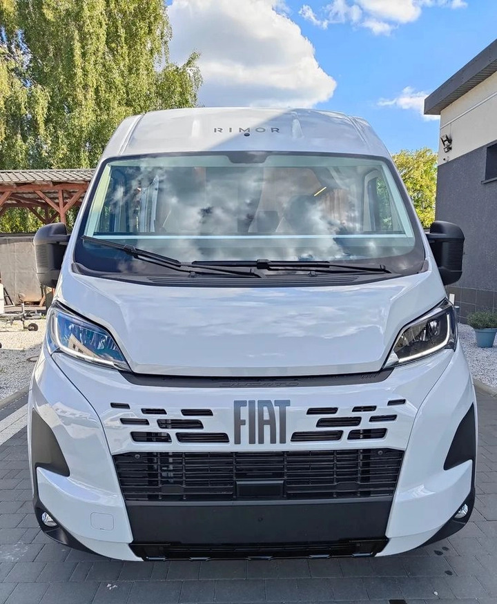 Fiat Ducato Rimor Horus 45 NEW AUTOMAT Grau Truma Diesel Lampen FULL LED 4-Sitzer - Kamp kombi: slika 2 Fiat Ducato Rimor Horus 45 NEW AUTOMAT Grau Truma Diesel Lampen FULL LED 4-Sitzer - Kamp kombi: slika 2
