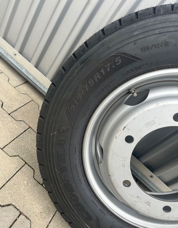 NOWE koło opona Goodyear KMAX D 215/75R 17.5 - Gume i felne za Kamion: slika 2 NOWE koło opona Goodyear KMAX D 215/75R 17.5 - Gume i felne za Kamion: slika 2